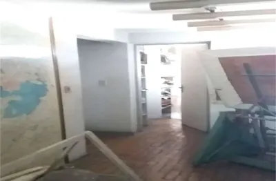 Casa na vila mariana a venda 167 m² com 3 dormitórios ( salas ) 2 banheiros quintal
