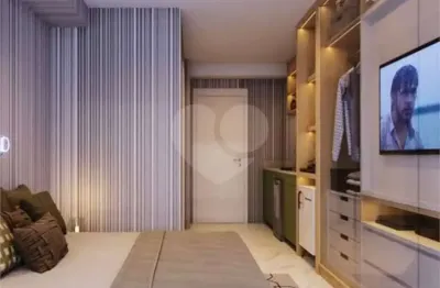 Apartamento novíssimo a venda em moema, com 2 quartos (1 suíte), varanda e 1 vaga de garagem.