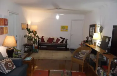 Bom apartamento no miolo de moema pássaros, vila uberabinha!