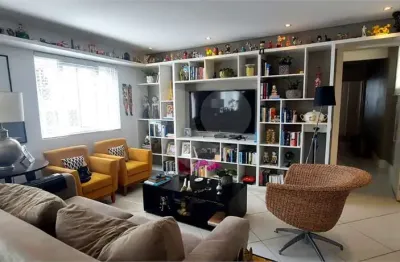 Apartamento com 2 quartos à venda na Rua Doutor Melo Alves, --, Jardim América, São Paulo