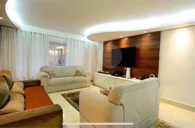 Casa comercial à venda na Avenida Jurandir, --, Planalto Paulista, São Paulo