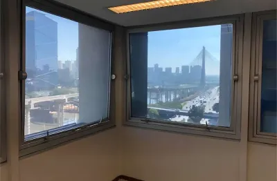 Laje corporativa de 415m2 com excelente localização