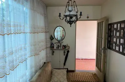 Sobrado com 350 m2, 5 dormitórios (3 suítes) e 6 vagas a venda no planalto paulista