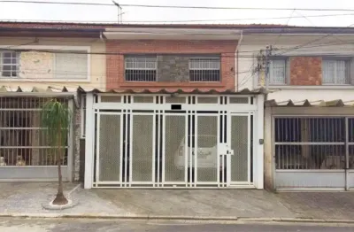 Excelente sobrado reformado com 5 dormitórios, 2 suítes a venda no planalto paulista. 10 minutos do parque!!!