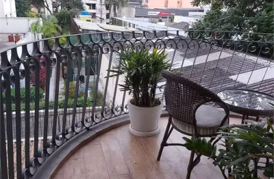 Apartamento com 3 quartos à venda na Avenida Jurema, --, Moema, São Paulo