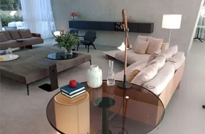 Apartamento à venda na Rua Jorge Coelho, --, Itaim Bibi, São Paulo