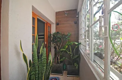 Sobrado à venda de 120 m² na pompéia de 2 dormitórios e 1 vaga.