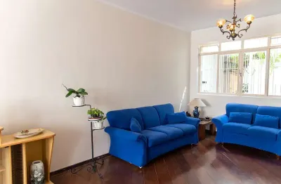 Belíssima casa residencial na região do planalto paulista á venda com ótima localização!
