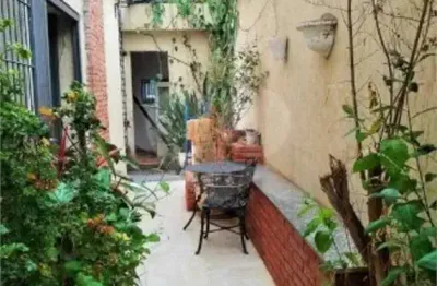 Casa comercial à venda na Rua Caramuru, --, Saúde, São Paulo