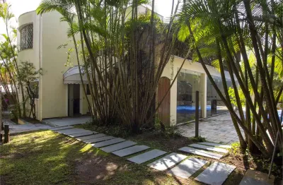 Casa com 4 quartos à venda na Rua Senador Otávio Mangabeira, --, Morumbi, São Paulo