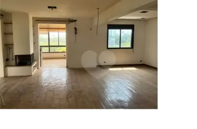 Apartamento com 2 quartos à venda na Alameda dos Arapanés, --, Moema, São Paulo