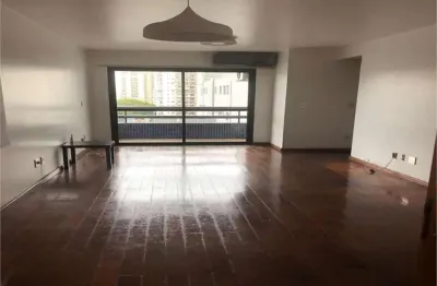 Apartamento na vila romana com sacada, 3 dorms  e  lazer