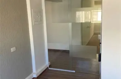 Conjunto de salas em central park ibirapuera para locação  e venda