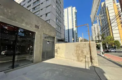 Casa comercial para alugar na Avenida Rouxinol, --, Moema, São Paulo