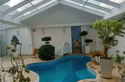 Casa em condomínio fechado com 5 quartos à venda na Rua Diogo Pereira, --, Morumbi, São Paulo