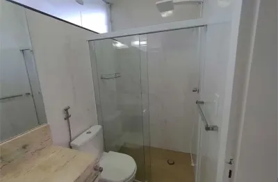 Sobrado 170m2 03 suítes, 04 vagas - novo nunca habitado