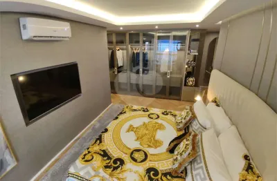 Apartamento com 3 quartos à venda na Avenida Agami, --, Moema, São Paulo