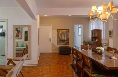 Apartamento reformado na bela vista com 4 dormitórios e 2 vagas