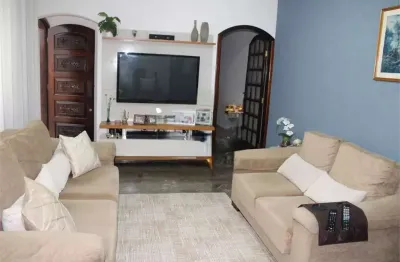 Casa com 4 quartos à venda na Rua Bárbara Heliodora, --, Vila Romana, São Paulo