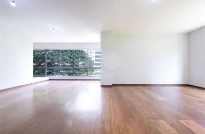 Oportunidade num dos bairros mais charmosos e procurados de são paulo!