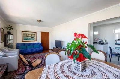 Apartamento de 115m2, 3 dormitórios, 1 suíte, 2 vagas fixas, na vila mariana.