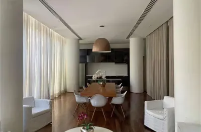 Apartamento com 3 quartos à venda na Rua Benedito Lapin, --, Itaim Bibi, São Paulo