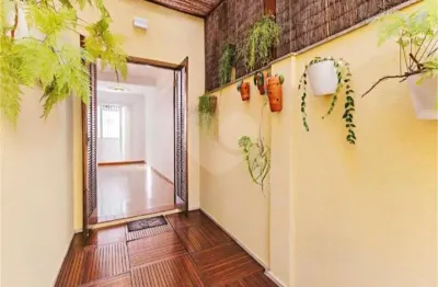 Casa de vila para venda e locação no jardins alameda campinas puro charme