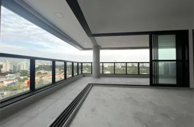 Condomínio clube com 3 suítes na melhor localização de pinheiros!