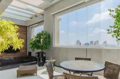 Excelente cobertura de alto padrão com 332m2 na chácara klabin