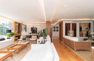 Casa com 4 quartos à venda na Rua Itatiba, --, Pacaembu, São Paulo