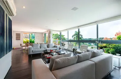 Casa com 4 quartos à venda na Rua Pio IV, --, Morumbi, São Paulo