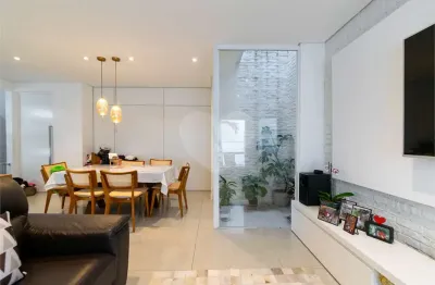 Casa comercial à venda na Avenida Sabiá, --, Moema, São Paulo
