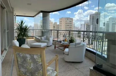 Moema - alto padrão com quadra oficial de tênis e quadra de squash