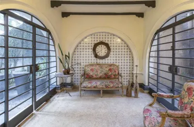 Higienópolis / sobrado c/ 325 m²  terreno, 3 dorm. (1 suíte), sala p/ 3 ambientes, edícula, 2 vagas