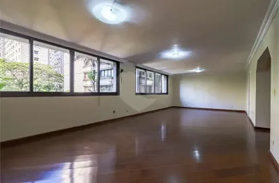 Apartamento com 3 dormitórios, 1suíte, 2 vagas no jardim europa