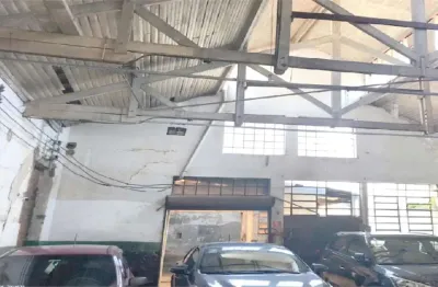 Barracão / Galpão / Depósito à venda na Rua Catão, --, Vila Romana, São Paulo