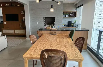 Apartamento à venda de 118 m² em pinheiros com 3 dormitórios sendo 1 suíte e 2 vagas.