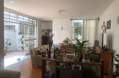 Casa com 3 quartos à venda na Rua Ribeiro do Vale, --, Brooklin, São Paulo