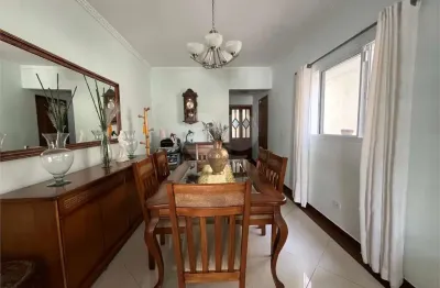 Casa com 3 quartos à venda na Avenida Piassanguaba, --, Planalto Paulista, São Paulo