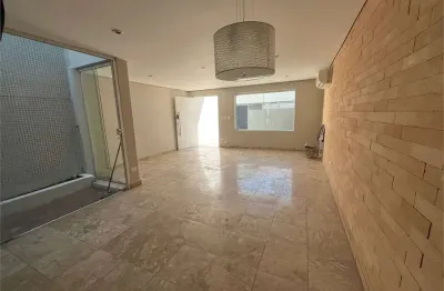 Casa com 2 quartos à venda na Rua Tajá, --, Vila Nova Conceição, São Paulo