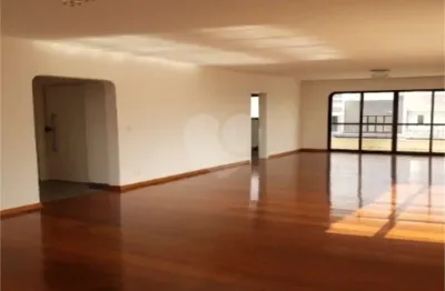 Venda linda cobertura zona sul com 5 suites e 6 vagas