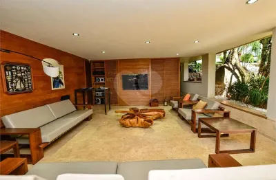 Casa com 5 quartos à venda na Avenida Professor Rubens Gomes de Souza, --, Alto da Boa Vista, São Paulo