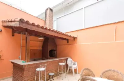 Sobrado 3 dorms na chácara santo antonio de 165m2  quintal com churrasqueira