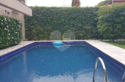 Casa a venda na granja julieta com 495m² de terreno.