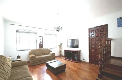 Casa com 3 quartos à venda na Rua Adriano Ribeiro de Souza, --, Chácara Santo Antônio, São Paulo