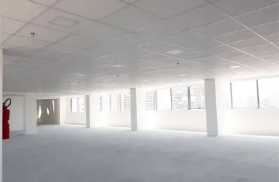 Conjunto comercial de 316 m² de área útil em vão livre na chácara santo antônio.