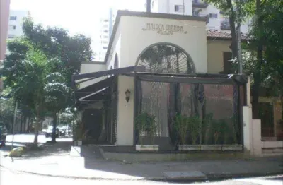 Casa com 2 quartos à venda na Avenida Sabiá, --, Moema, São Paulo