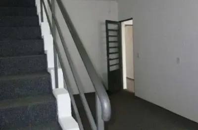 Sobrado comercial na vila romana com garagem e edícula