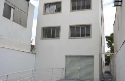 Excelente prédio monousuário, perto do metro praça da arvore. ótima localização!!!