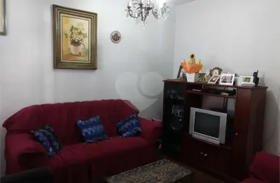 Casa isolada à venda com 03 dormitórios 02 vagas no brooklin paulista